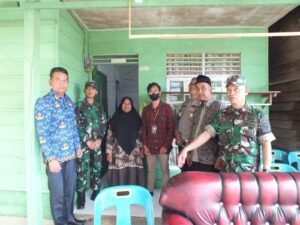 Dandim 0117/Aceh Tamiang Serahkan Kunci Rumah Warga Program Rehab Rumah Tidak Layak Huni