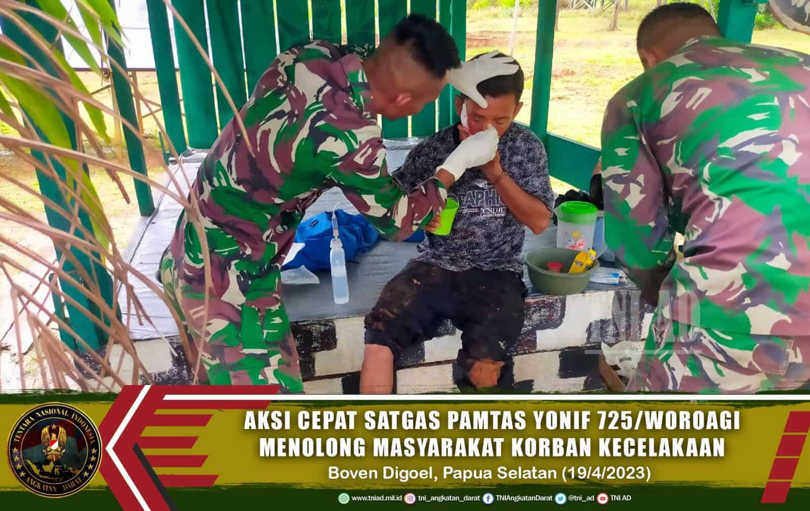 Aksi Cepat Satgas Pamtas Yonif 725/Woroagi Menolong Warga Korban Kecelakaan