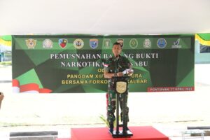 Kasdam XII/Tpr Pimpin Pemusnahan Barang Bukti 12,499 Kg Sabu