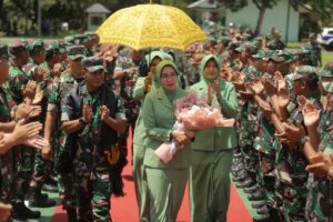 Kunker Pangdam IM dan Ibu Ketua Persit KCK PD IM ke Yonif 116/GS dan Korem 012/TU