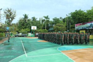 Dandim 1001/HSU Korem 101/Antasari Kodam VI/Mulawarman Sampaikan Penekanan Panglima TNI dan Kasad Saat Jam Komandan