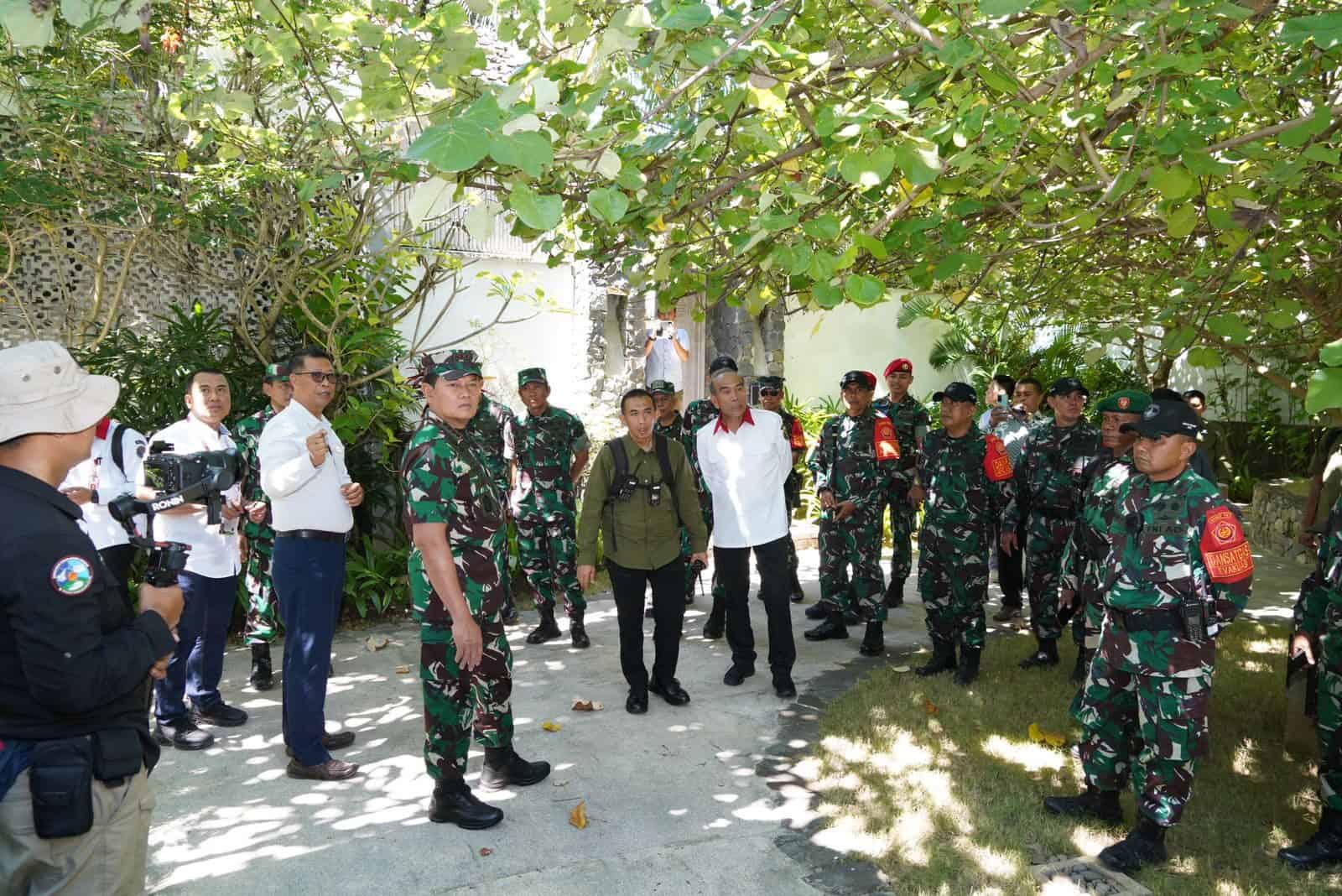 Panglima Tni Didampingi Pangdam Ix Udayana Tinjau Kesiapan Venue Dan