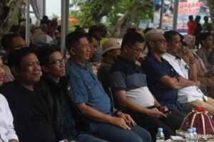 Korem 142/Tatag Silahturahmi dengan Insan Pers dan Masyarakat di Wisata Plaza Pulau Karampuang