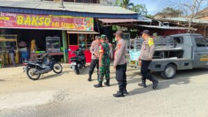 Tingkatkan Sinergitas TNI-Polri, Personil Koramil 18/Bda dan Polsek Banda Alam Gelar Apel di Sertai Patroli Bersama