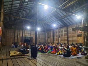 Selalu Hadir di Tengah Masyarakat, Babinsa Koramil 01/Batang Alai Selatan Hadiri Dharma Santi Umat Hindu
