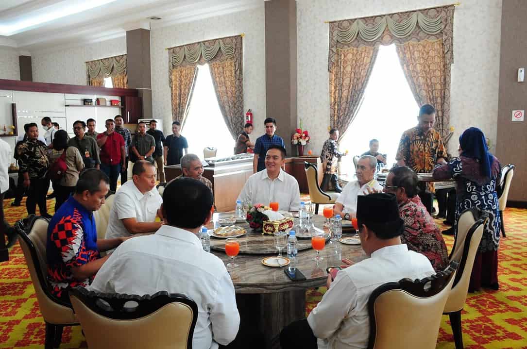Danrem 031/WB Bersama Forkopimda Riau, Hadiri Kegiatan Hari Keterbukaan Informasi Nasional