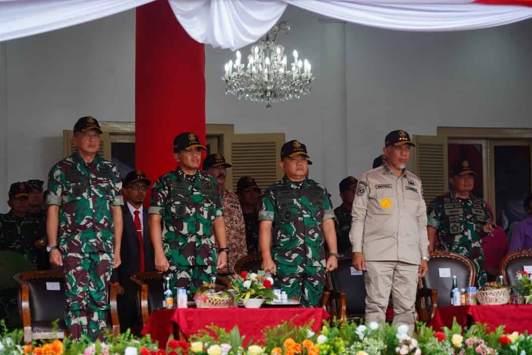 Kasad Dampingi Panglima TNI Buka Latsitarda Nusantara XLIII