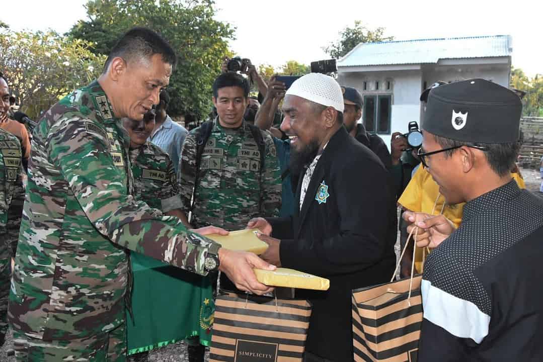 Ditinjau Pangdam IX/Udayana, Miniatur Program Unggulan Binter TNI AD Diharapkan Dapat Bermanfaat untuk Masyarakat