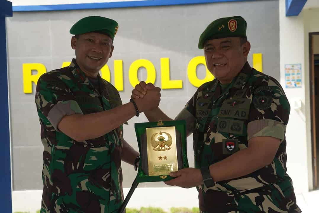 Danrem Dampingi Kapuskesad Tinjau Pemeriksaan Kesehatan Calon Anggota KPU Periode 2023-2028 Kab/Kota Prov. Kalimantan Tengah