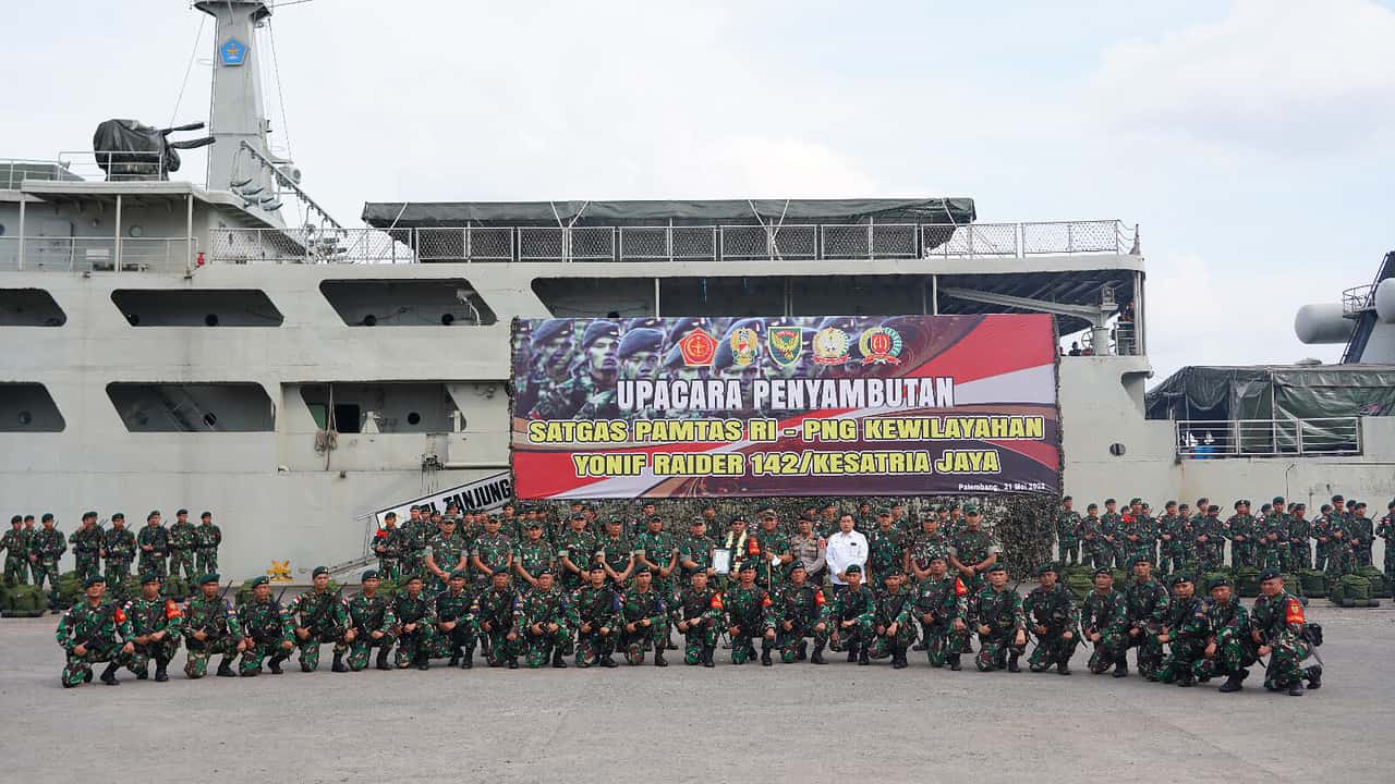 Pangdam II/Sriwijaya Sambut Pasukan Yonif Raider 142/Kstaria Jaya Kembali Dari Papua