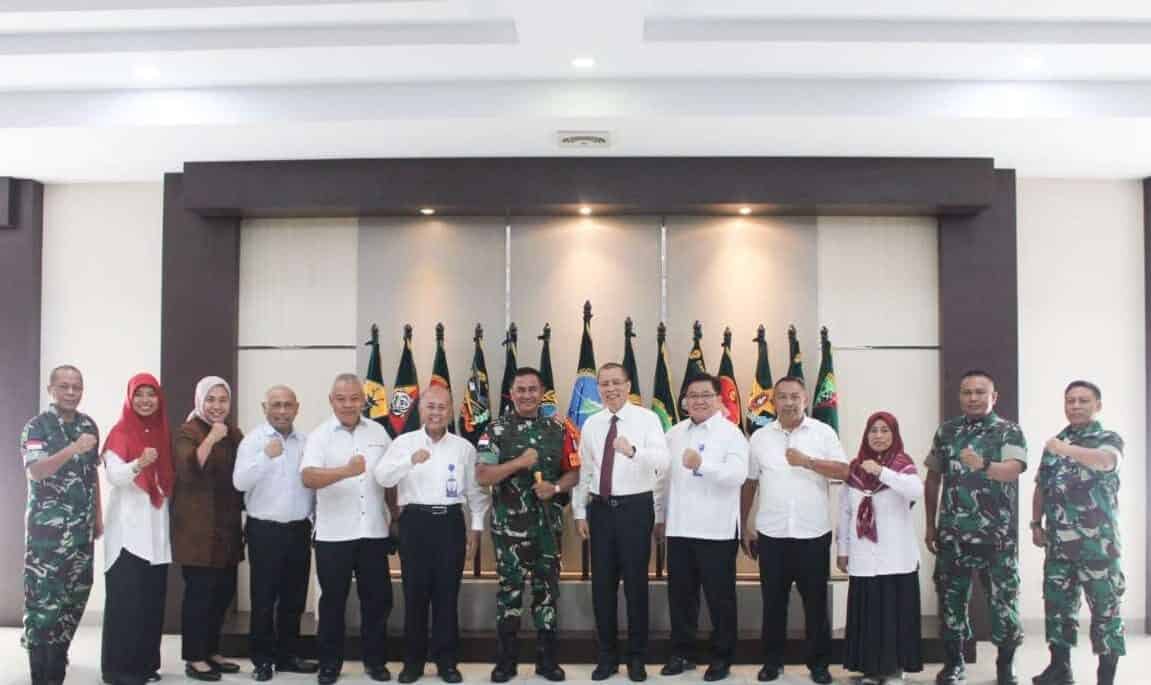Bahas Kerja Sama, Pangdam XII/Tpr Terima Kunjungan Rektor Untan dan Panitia KKN Kebangsaan