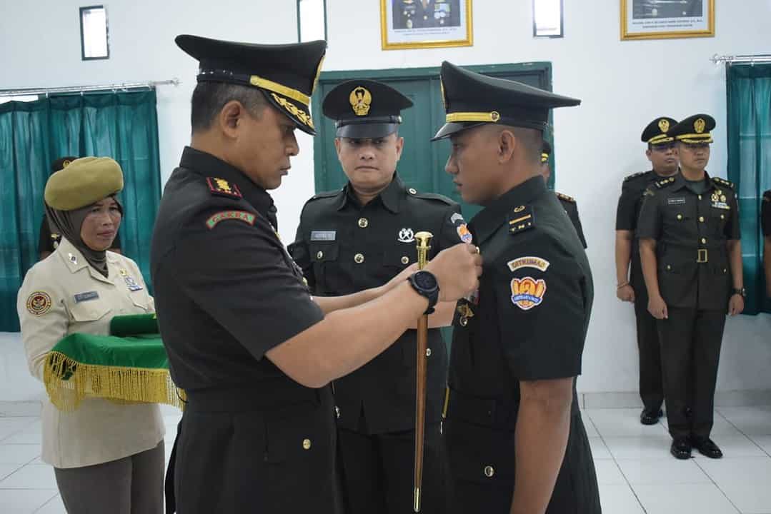 Danpusdikkum Ditkumad Pimpin Upacara Tupdik Prodi Dikcabpakum Abit Diktukpa TNI AD Gel. II