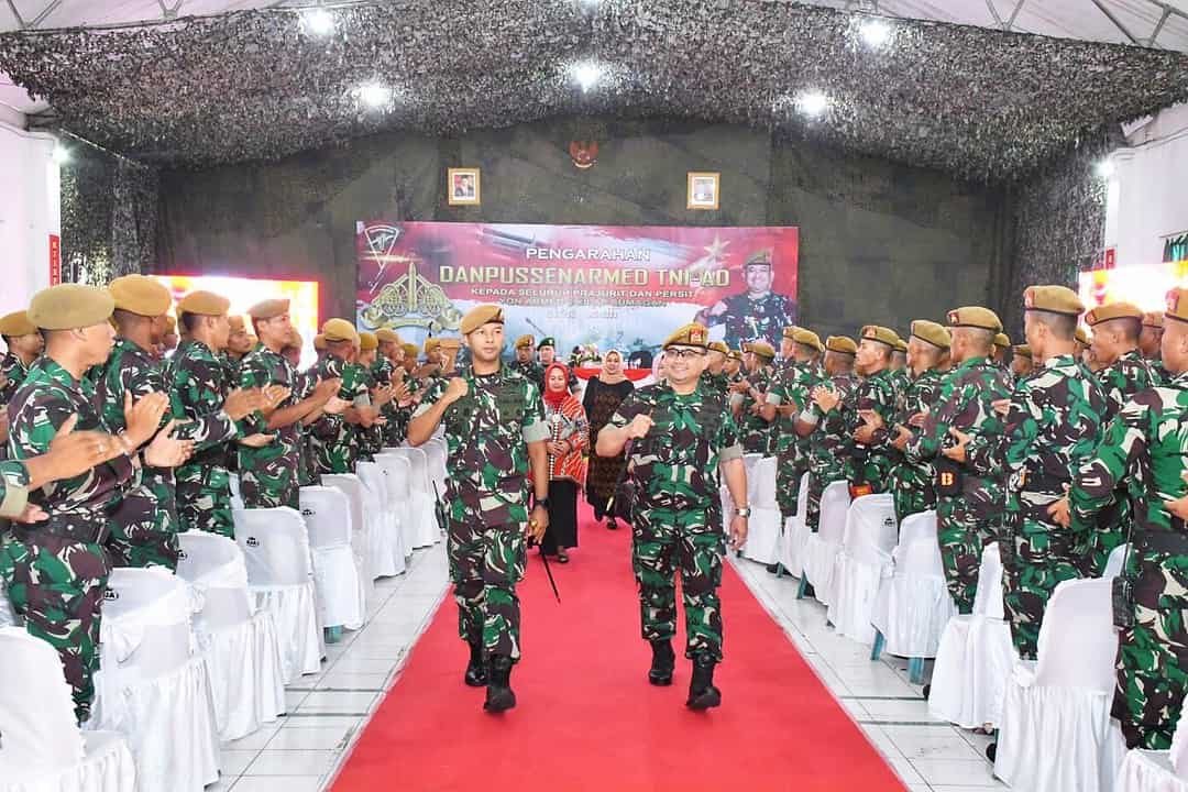 Danpussenarmed Kunjungi Markas Batalyon Armed 2/Kilap Sumagan