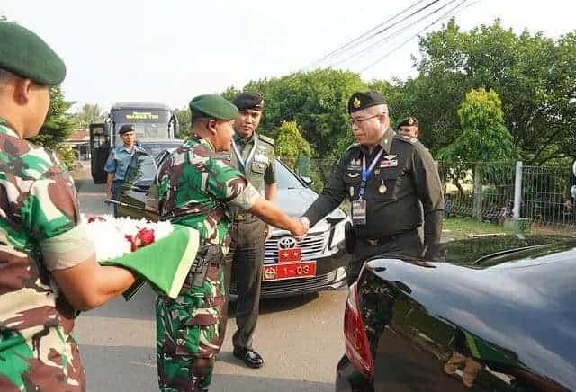 Yonkes 1 Divif 1 Kostrad Terima Kunjungan Kapuskes TNI Beserta Kapuskes Tentara Thailand