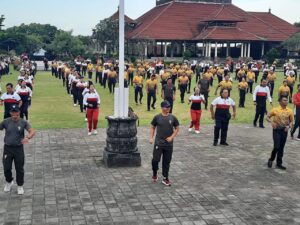 Rangkul Semua Pihak, Kodim Klungkung Gelar Senam Bersama