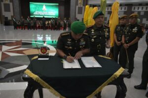 Sertijab Pejabat Kodam dan Komandan Satuan Jajaran Kodam IV/Diponegoro, Pangdam : Berikan Yang Terbaik Demi Kemajuan Satuan