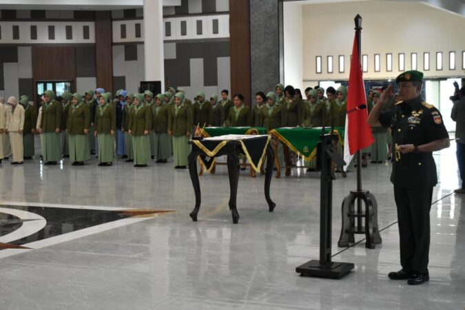 Sertijab Pejabat Kodam Dan Komandan Satuan Jajaran Kodam IV/Diponegoro ...