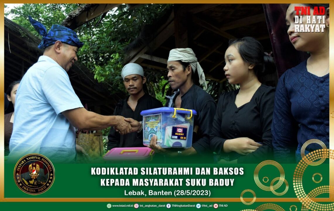 Kodiklatad Silaturahmi dan Baksos Kepada Masyarakat Suku Baduy