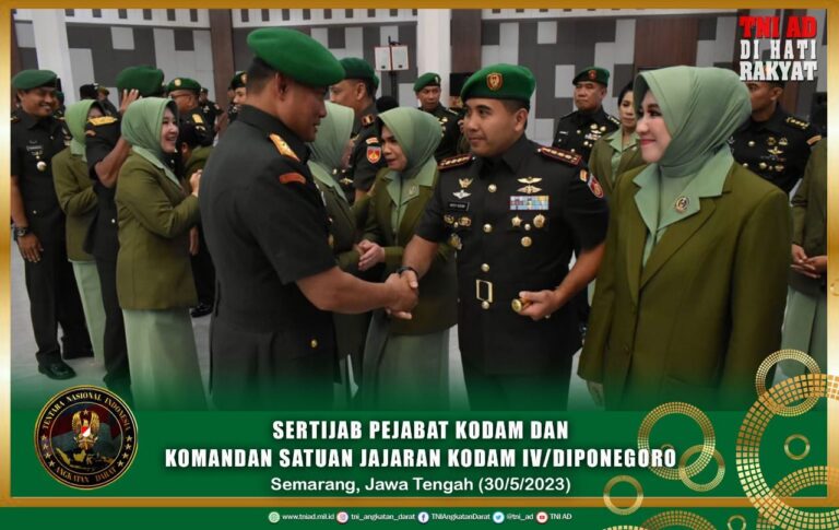 Sertijab Pejabat Kodam Dan Komandan Satuan Jajaran Kodam IV/Diponegoro ...