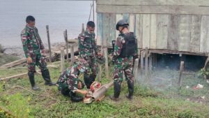 Satgas Yonif 125/Si'mbisa Gelar Layanan Kesehatan dan Fogging di Kampung Bade