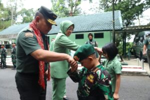Kasad Tinjau Pembangunan Perumahan Prajurit Yonif Raider 323/BP