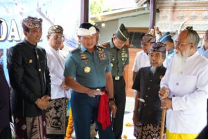 Bale Asta Dala Puri Ageng Blahbatuh Penuh Makna Sejarah Diresmikan Pimpinan TNI