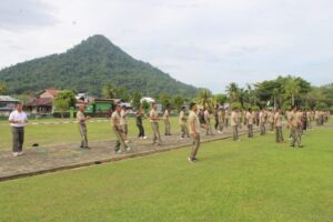 Jaga Kebugaran Anggota Kodim 1202/Skw Laksanakan Senam Pagi