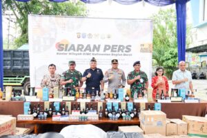 Pangdam XII/Tpr Hadiri Siaran Pers Hasil Penindakan Kanwil DJBC Kalimantan Bagian Barat