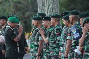 Upacara Sertijab dan Pengambilan Sumpah Jabatan Danyonif Raider 301/PKS