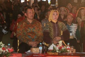 Dekranasda Bali 2023, Kasdam IX/Udayana Hadiri Kegiatan Fashion Show Adiwarna Wastra Loka