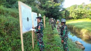 Tingkatkan Profesionalisme Keprajuritan, Kodim 1002/HST Latihan Menembak