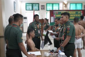 Danrem 143/HO Pimpin Sidang Parade 26 Pemuda Terbaik Sultra Ikuti Seleksi Catar Akmil Sub Panda Kendari