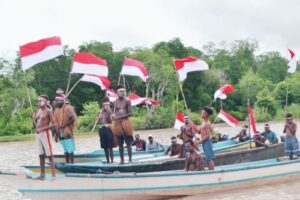 Dandim 1710/ Mimika Korem 174/ ATW Pimpin Aksi Semarak Merah Putih “Satu Dayung Untuk Indonesia”