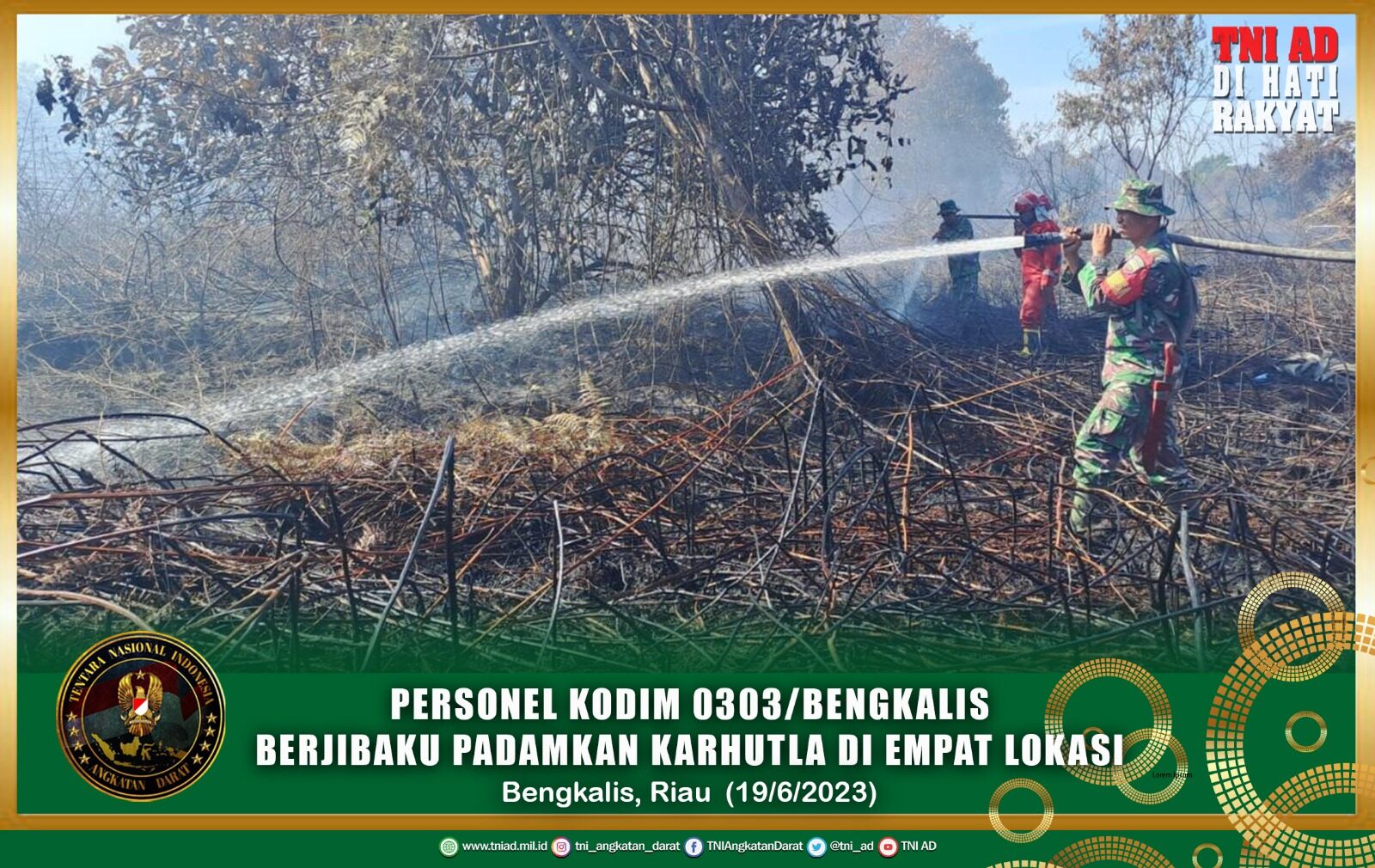 Personel Kodim 0303/Bengkalis Berjibaku Padamkan Karhutla di Empat Lokasi