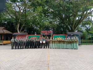 Dandim 1002/HST Pimpin Acara Wisuda Purna Tugas