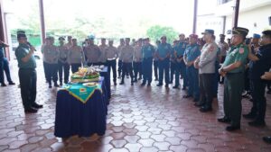 Kadisinfolahtad Sambangi Polres Jakarta Pusat Sampaikan Ucapan Selamat HUT ke 77 Bhayangkara