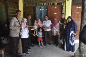 Korem 132/Tdl Hadir di Masyarakat Bantu Makanan Penunjang Gizi Anak Stunting