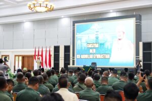 Pangdam XII/Tpr dan Prajurit Semangat Dengarkan Tauziah AA Gym