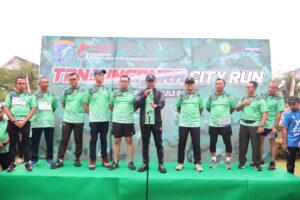 Pangdam XII/Tpr Lepas Ribuan Peserta Tanjungpura City Run