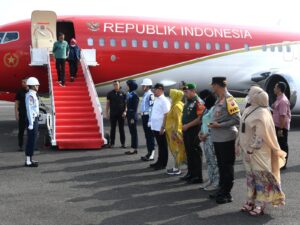 Pangdam II/Sriwijaya Bersama Forkopimda Sambut Kunjungan Kerja Presiden RI Joko Widodo ke Bengkulu