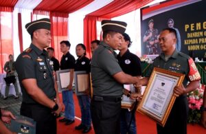 Tangkap Bandar Narkoba Danrem 043/Gatam Berikan Penghargaan Anggota Kodim 0426/TB