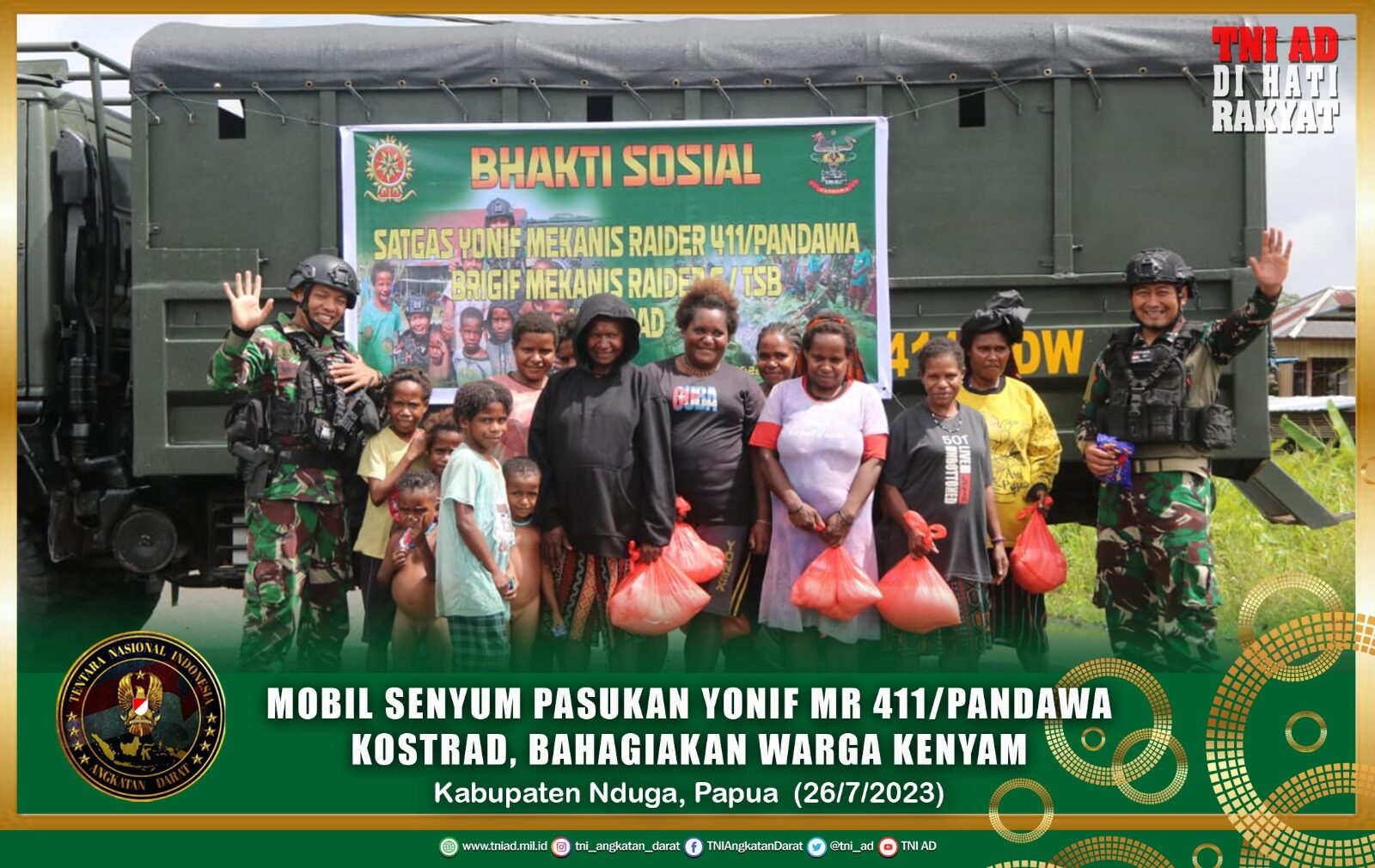 Mobil Senyum Pasukan Yonif MR 411/Pandawa Kostrad, Bahagiakan Warga Kenyam