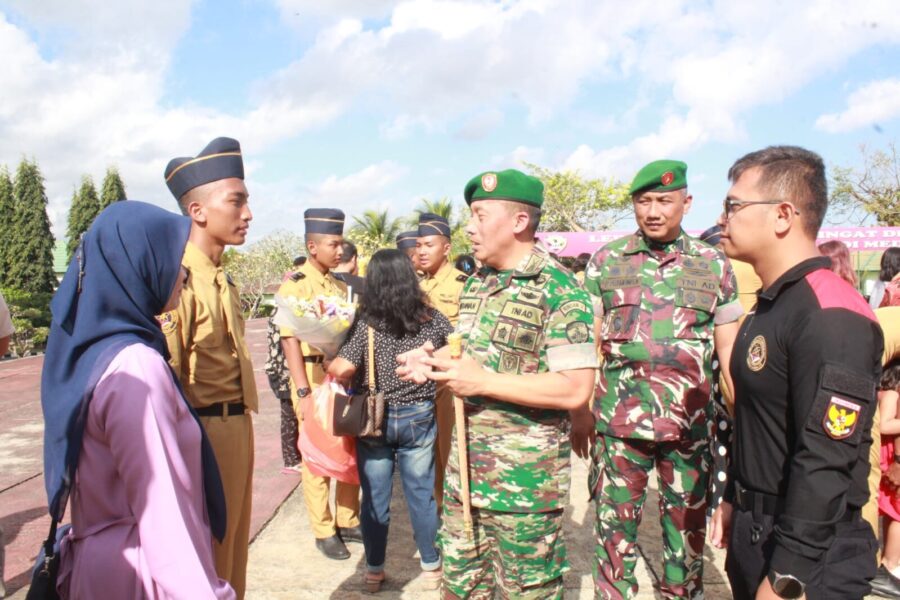 Danrindam Ix Udayana Tutup Kegiatan Pembekalan Bela Negara Siswa Sma Taruna Widya Garuda Bali