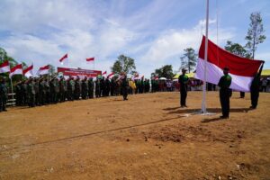 Danrem 011/LW Kibarkan Bendera Merah Putih sepanjang 17 KM di Gunung Salak kabupaten Aceh Utara