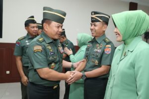 Kasad Terima Laporan Korps Kenaikan Pangkat 24 Pati TNI AD