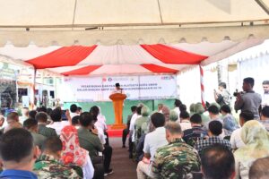 Sekda Prov. Sultra Buka Pasar Murah dan Pameran Alutsista Serta UMKM Dalam Rangka GNPIP dan Gebryar Kemerdekaan RI ke-78 di Makorem 143/HO