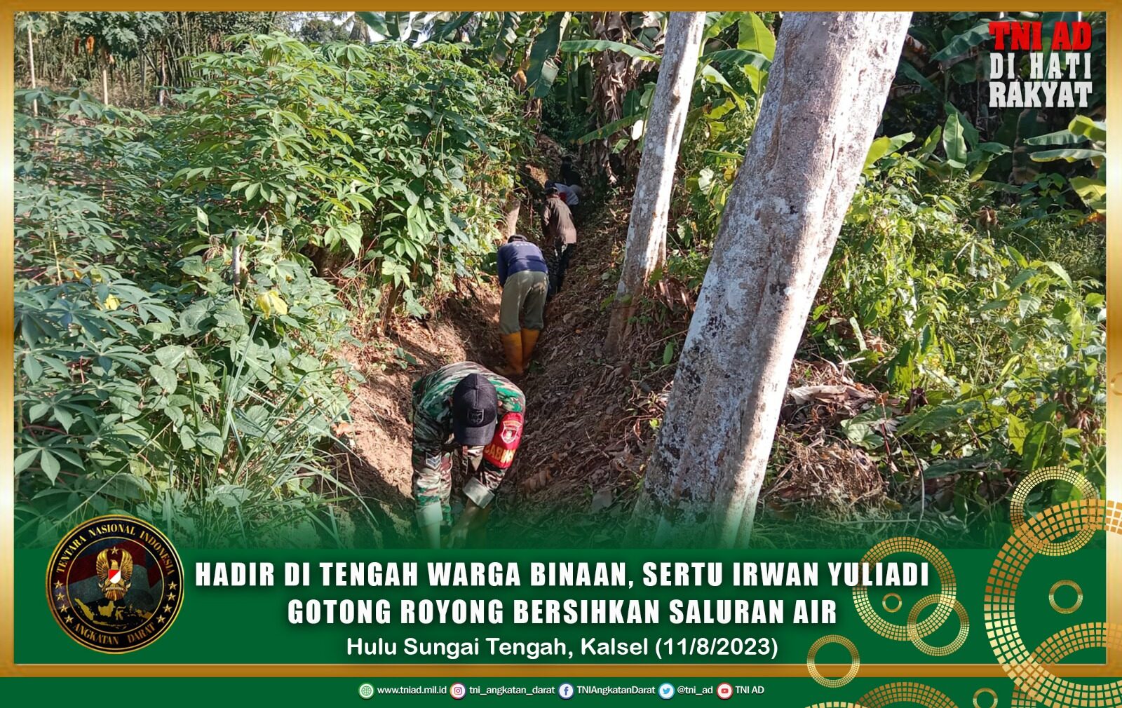Hadir Di Tengah Warga Binaan, Sertu Irwan Yuliadi Gotong Royong Bersihkan Saluran Air