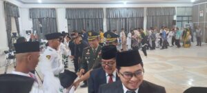 Hadir Dalam Pengukuhan Paskibraka Kab. HST, Dandim 1002/HST Sampaikan Tetaplah Jadi Generasi Muda Yang Berkarakter