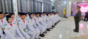 Hadir Dalam Pengukuhan Paskibraka Kab. HST, Dandim 1002/HST Sampaikan Tetaplah Jadi Generasi Muda Yang Berkarakter