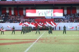 Kebahagiaan Jenderal Dudung Ditengah Keceriaan Masyarakat Papua